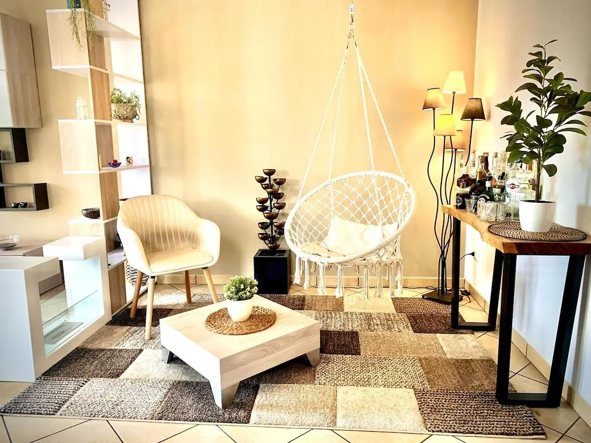 Villa Art&Sea -Sea View And Private Parking- Catania 0*,  Italy